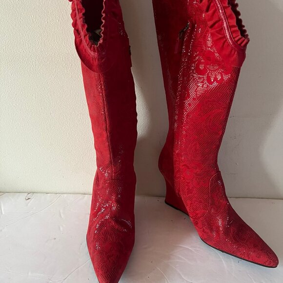 90'S VINTAGE DIESEL WEDGE EMBOSSED SUEDE BOOTS SZ 6 US - Picture 2 of 11